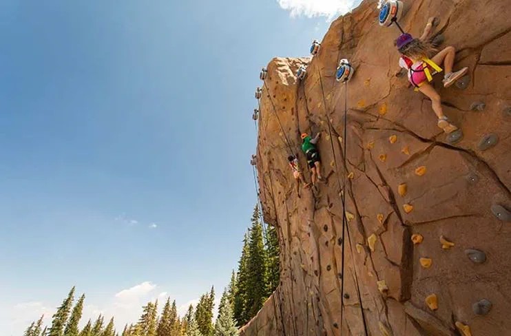 Climbing wall