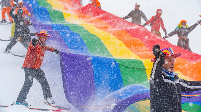 举行首个同性恋滑雪周