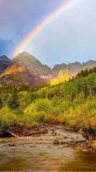 游览褐铃山（Maroon Bells）